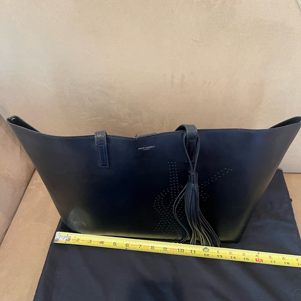 Saint Laurent Black Leather Tote with Tassel, and attached wallet , authentic - Picture 12 of 17